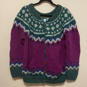 Women's 100% Wool Sweater from hand made from Ecuador